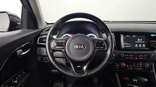 Kia Niro 2016 15
