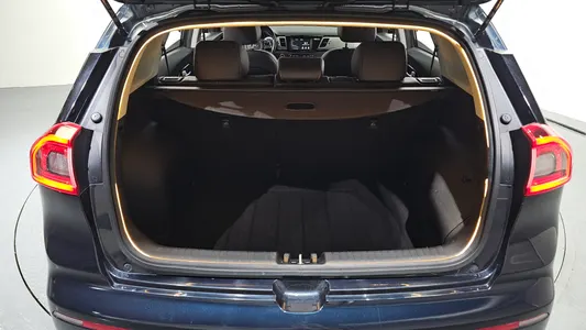 Kia Niro 2016 20