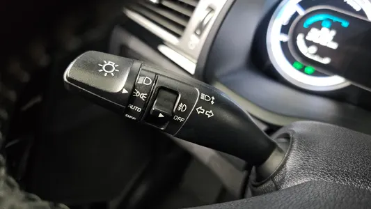 Kia Niro 2016 18