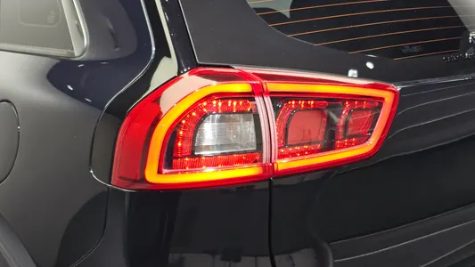 Kia Niro 2016 23