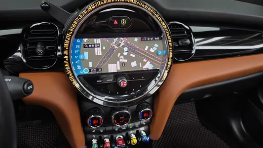 MINI S Convertible 2021 13