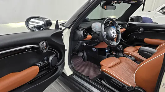 MINI S Convertible 2021 10
