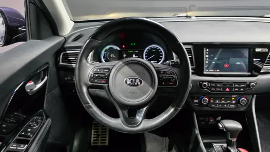 Kia Niro 2017 13