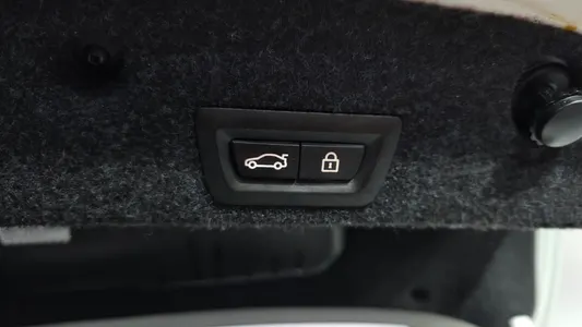 BMW 5 Series (F10) 520d 2013 19