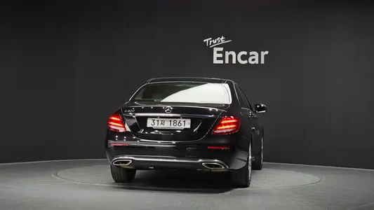 Mercedes-Benz E-Class W213 E200 2018 4