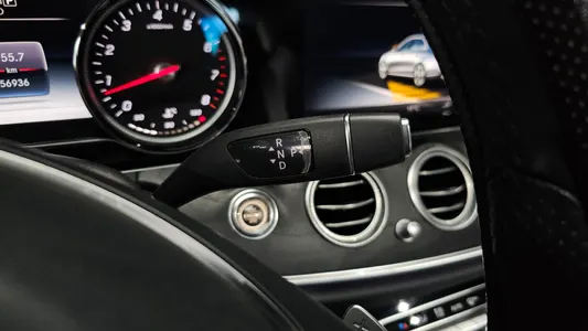 Mercedes-Benz E-Class W213 E200 2018 9
