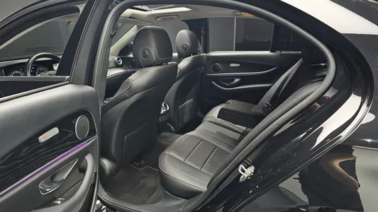 Mercedes-Benz E-Class W213 E200 2018 11