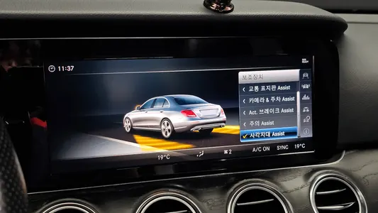 Mercedes-Benz E-Class W213 E200 2018 20