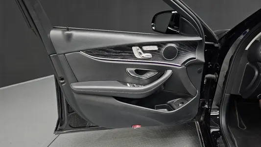 Mercedes-Benz E-Class W213 E200 2018 24