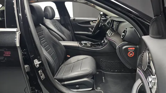 Mercedes-Benz E-Class W213 E200 2018 26