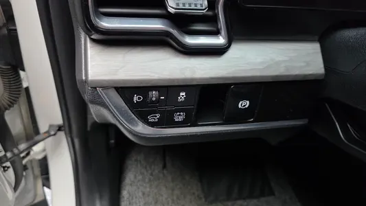 Kia 5 2WD 2021 32