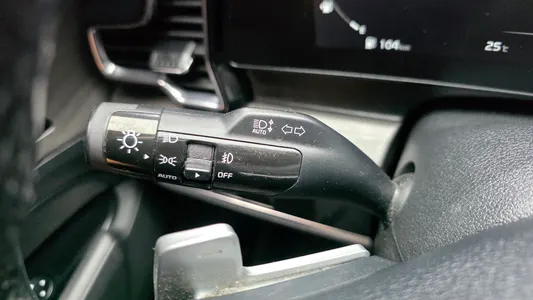Kia 5 2WD 2021 33