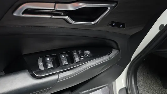 Kia 5 2WD 2021 34