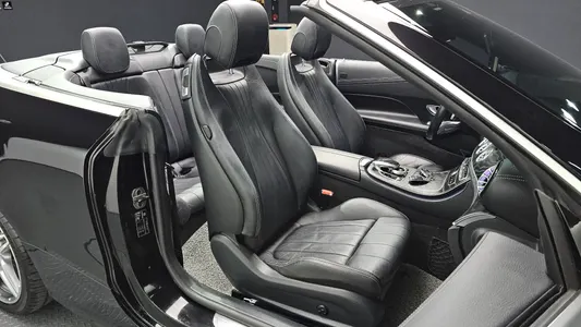 Mercedes-Benz E-Class W213 E220d 2018 26