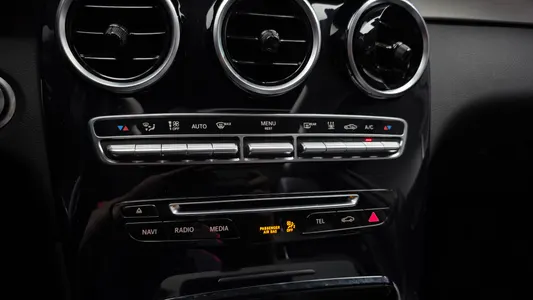 Mercedes-Benz GLC-Class X253 GLC350e 4MATIC 2019 31