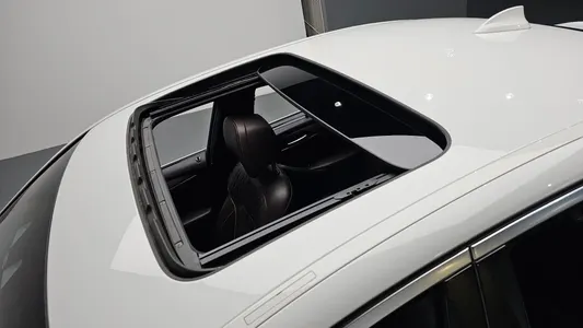BMW 5 Series (G30) 520d M 2017 35