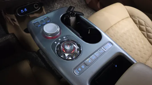 Genesis GV60 2023 9