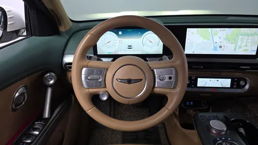 Genesis GV60 2023 13