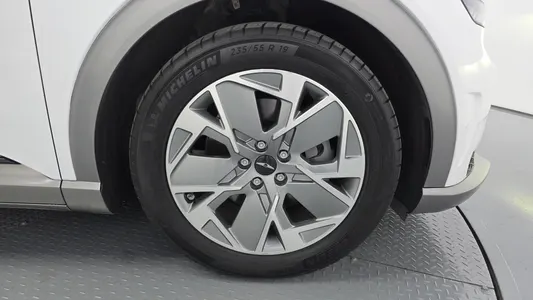 Genesis GV60 2023 22