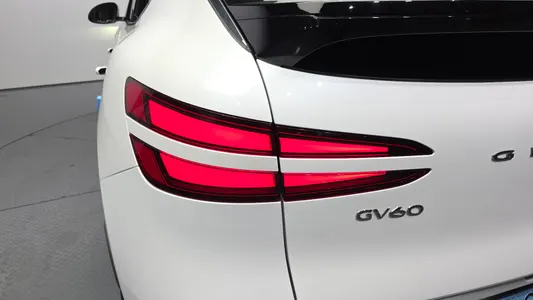 Genesis GV60 2023 24