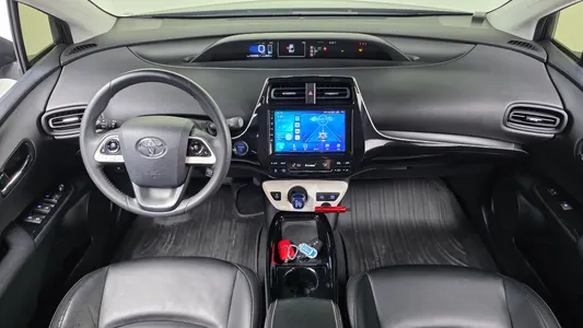 Toyota 4 1.8 E 2016 7