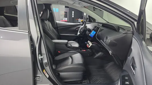 Toyota 4 1.8 E 2016 11