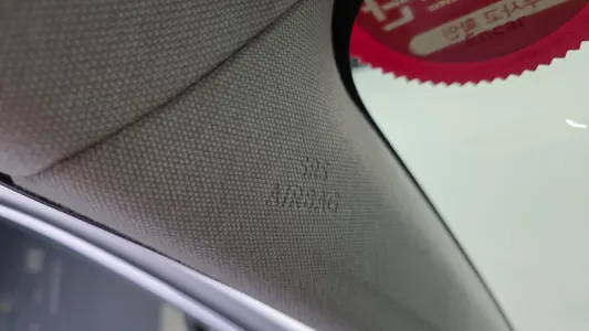 Toyota 4 1.8 E 2016 30