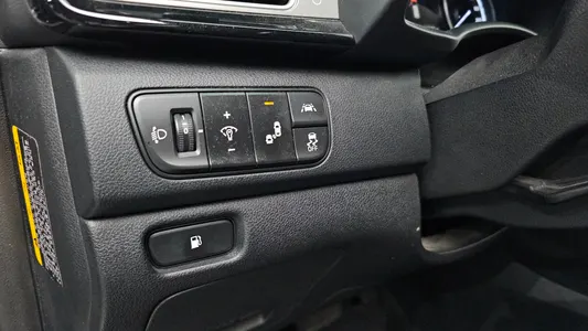 Kia Niro 2016 18