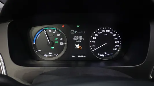 Hyundai LF 2.0 HEV 2014 8