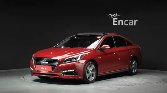 Hyundai LF 2.0 HEV 2014