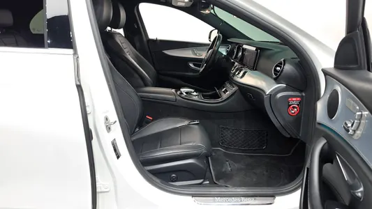 Mercedes-Benz E-Class W213 E250 2019 26