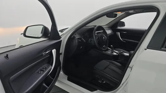 BMW 1 Series (F20) 118d 5 2018 10