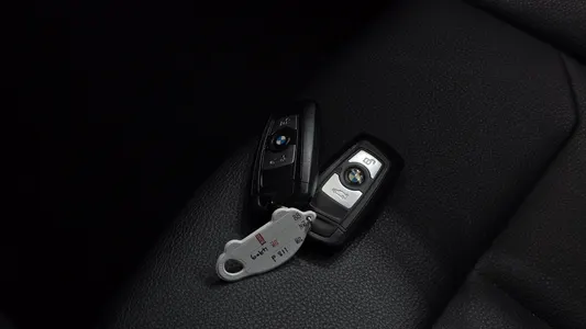 BMW 1 Series (F20) 118d 5 2018 16