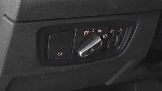 BMW 1 Series (F20) 118d 5 2018 19