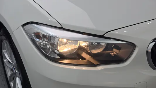 BMW 1 Series (F20) 118d 5 2018 22