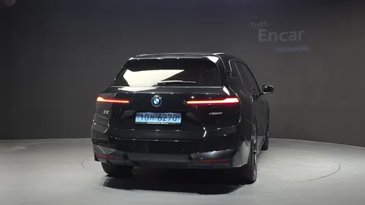 BMW iX xDrive50 2022 4