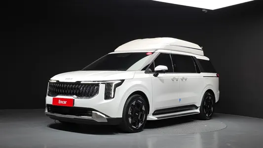 Kia 4 HEV 7 2025
