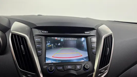 Hyundai 벨로스터 2011 14