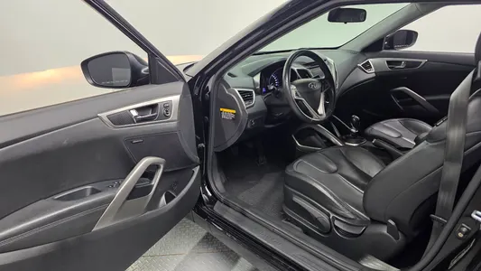 Hyundai 벨로스터 2011 10