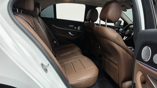 Mercedes-Benz E-Class W213 E300 2020 11