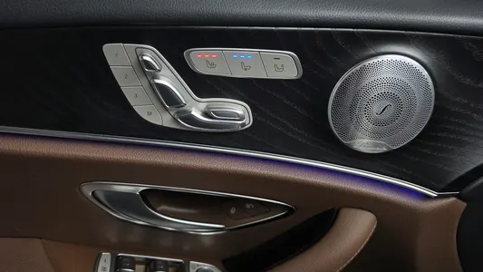 Mercedes-Benz E-Class W213 E300 2020 28