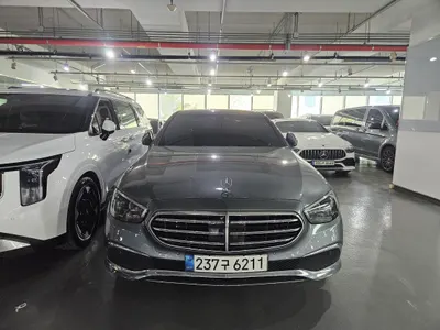 Mercedes-Benz E-Class W213 E300e 4MATIC 2021