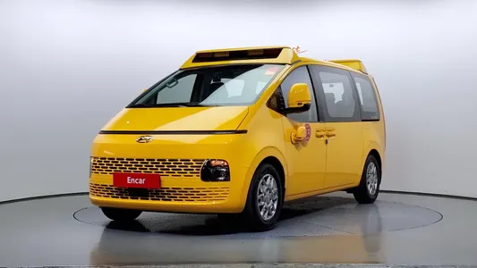 Hyundai Staria L3.5 2023