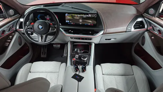 BMW XM (G09) 4.4 2023 7
