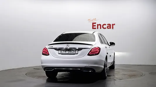 Mercedes-Benz C-Class W205 C200 2018 4