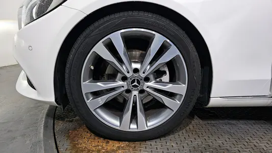 Mercedes-Benz C-Class W205 C200 2018 5