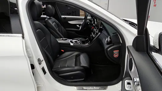 Mercedes-Benz C-Class W205 C200 2018 12