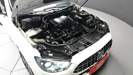 Mercedes-Benz E-Class W212 E200 CGI 2011 6