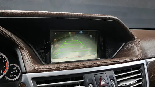 Mercedes-Benz E-Class W212 E200 CGI 2011 15