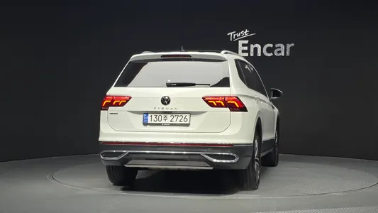 Volkswagen 티구안 올스페이스 2.0 TSI 2023 4